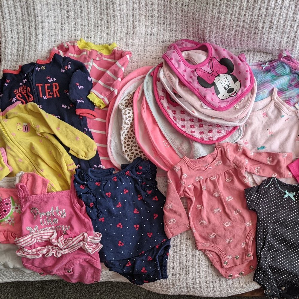 Baby Girl Lot Newborn - 29 pieces